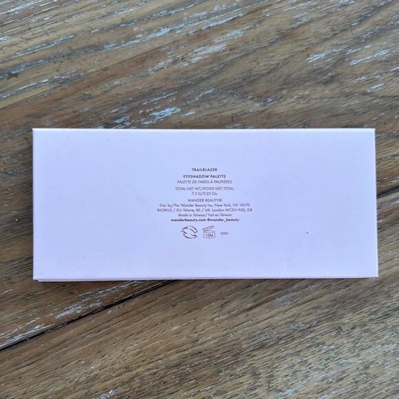 Wander Beauty Trailblazer Eyeshadow Palette - Picture 4 of 5